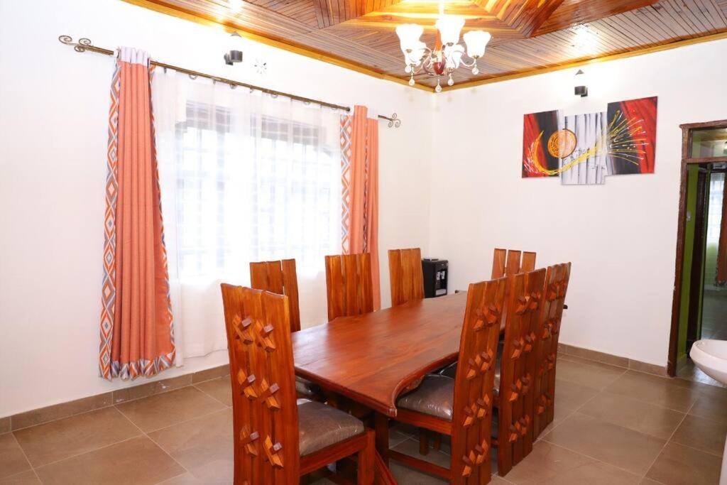 Esniko Villa Narok Exterior foto