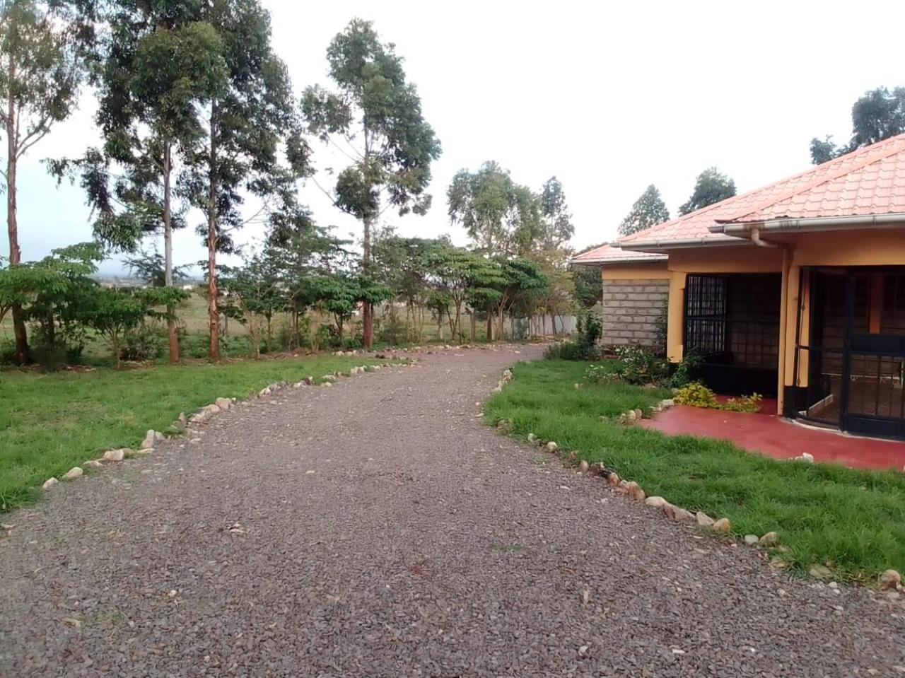 Esniko Villa Narok Exterior foto