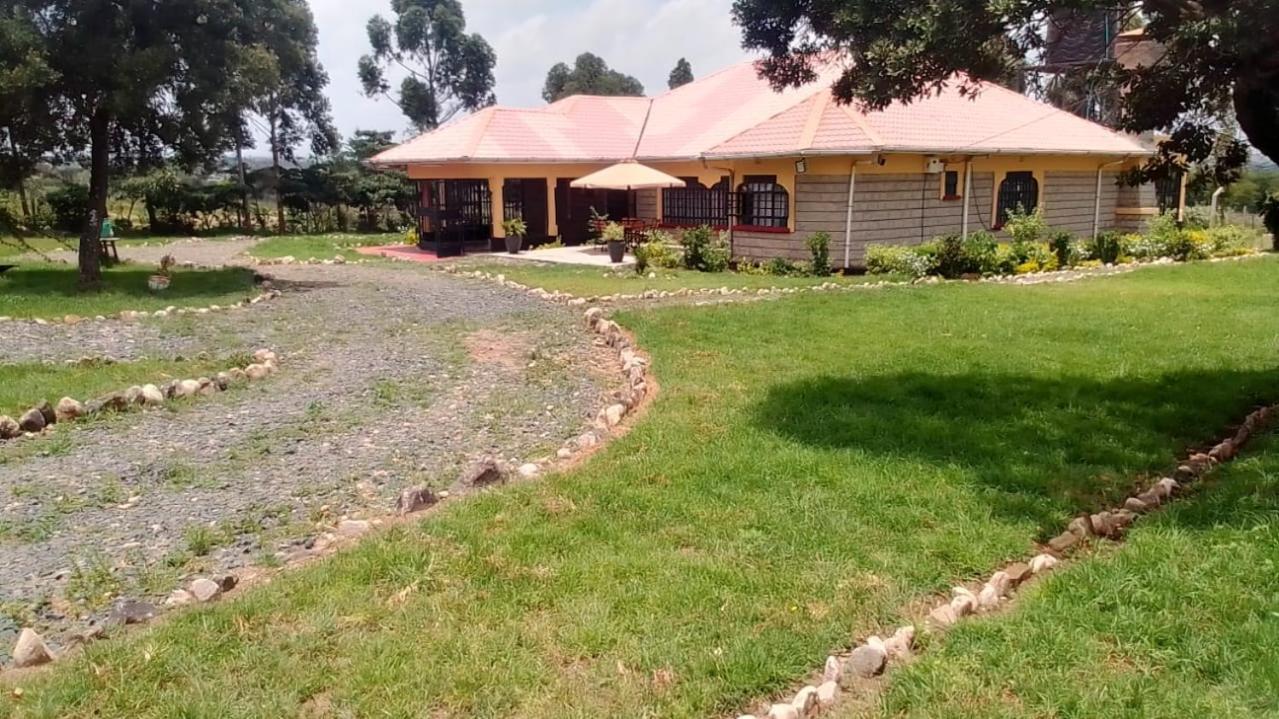Esniko Villa Narok Exterior foto